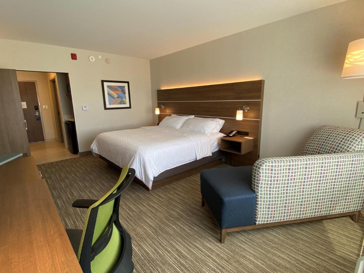 Holiday Inn Express & Suites - Aurora By Ihg מראה חיצוני תמונה