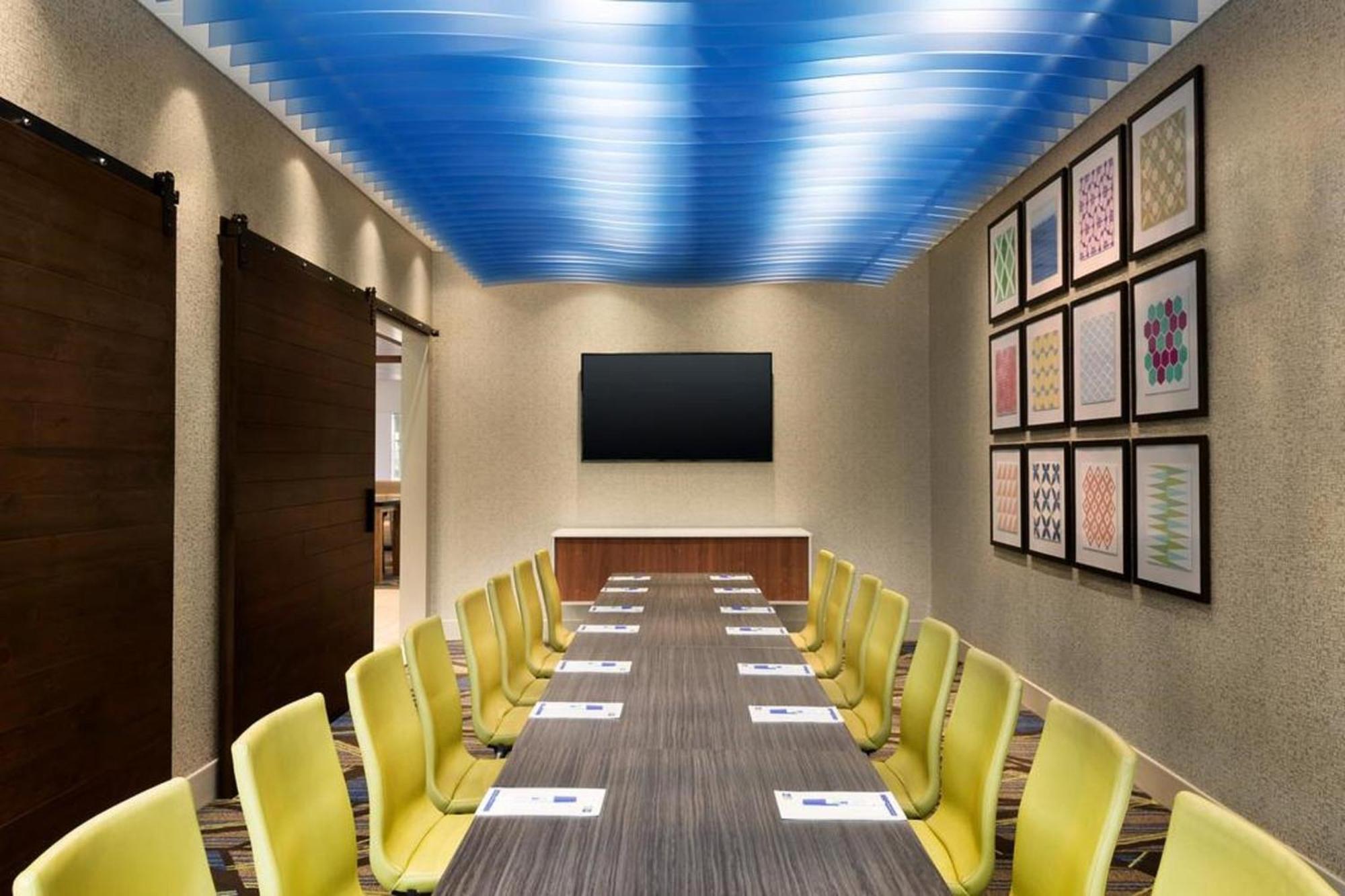 Holiday Inn Express & Suites - Aurora By Ihg מראה חיצוני תמונה