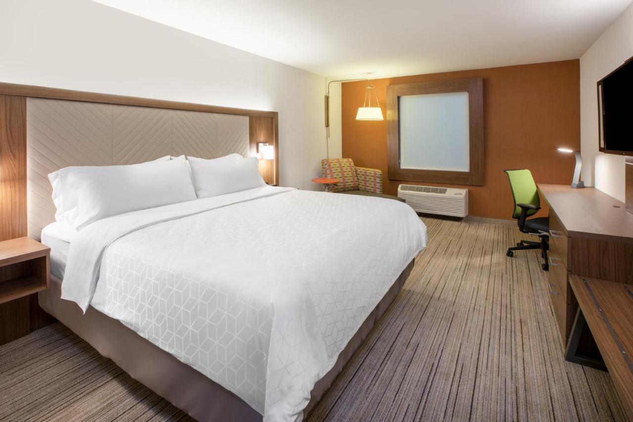 Holiday Inn Express & Suites - Aurora By Ihg מראה חיצוני תמונה